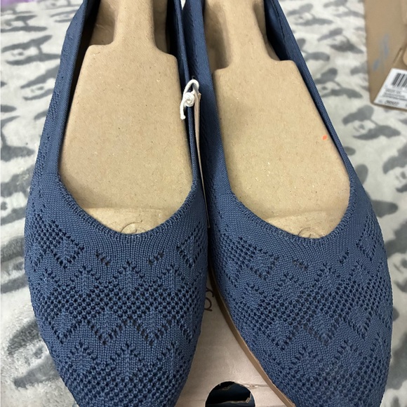 Skechers Shoes - Skechers Blue Textured Loafers